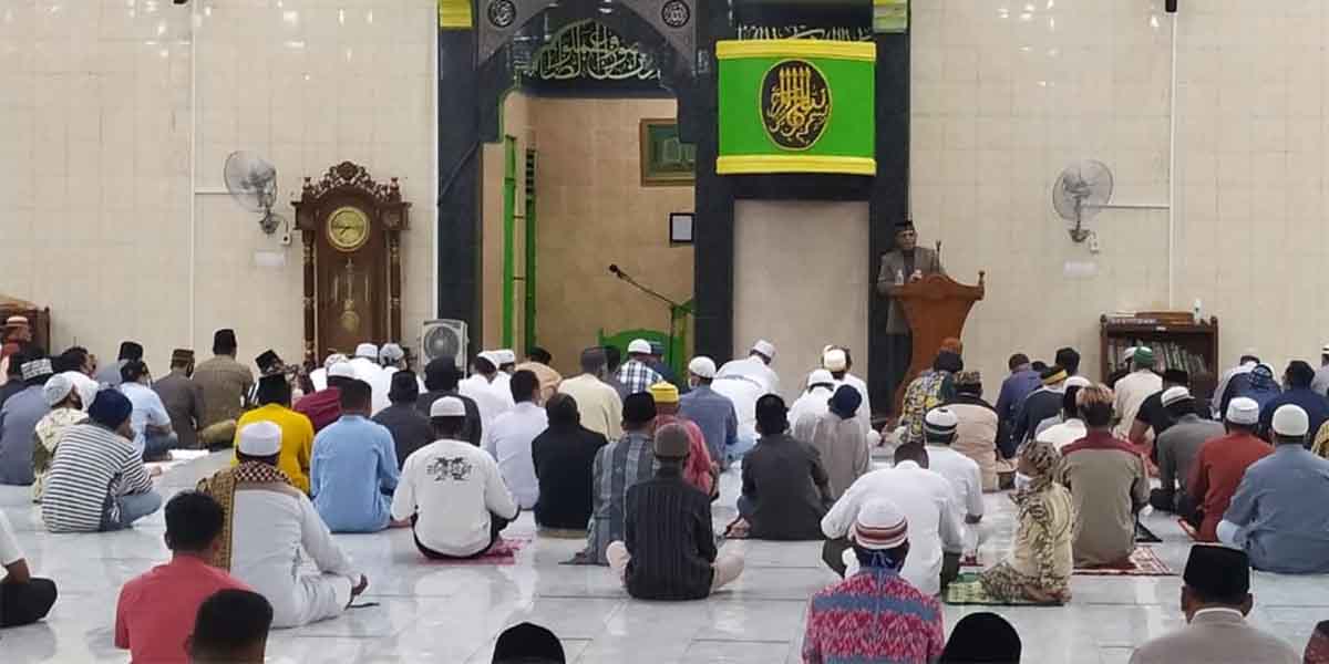 ramadan-tahun-ini-tarawih-berjamaah-dengan-protokol-kesehatan-ketat